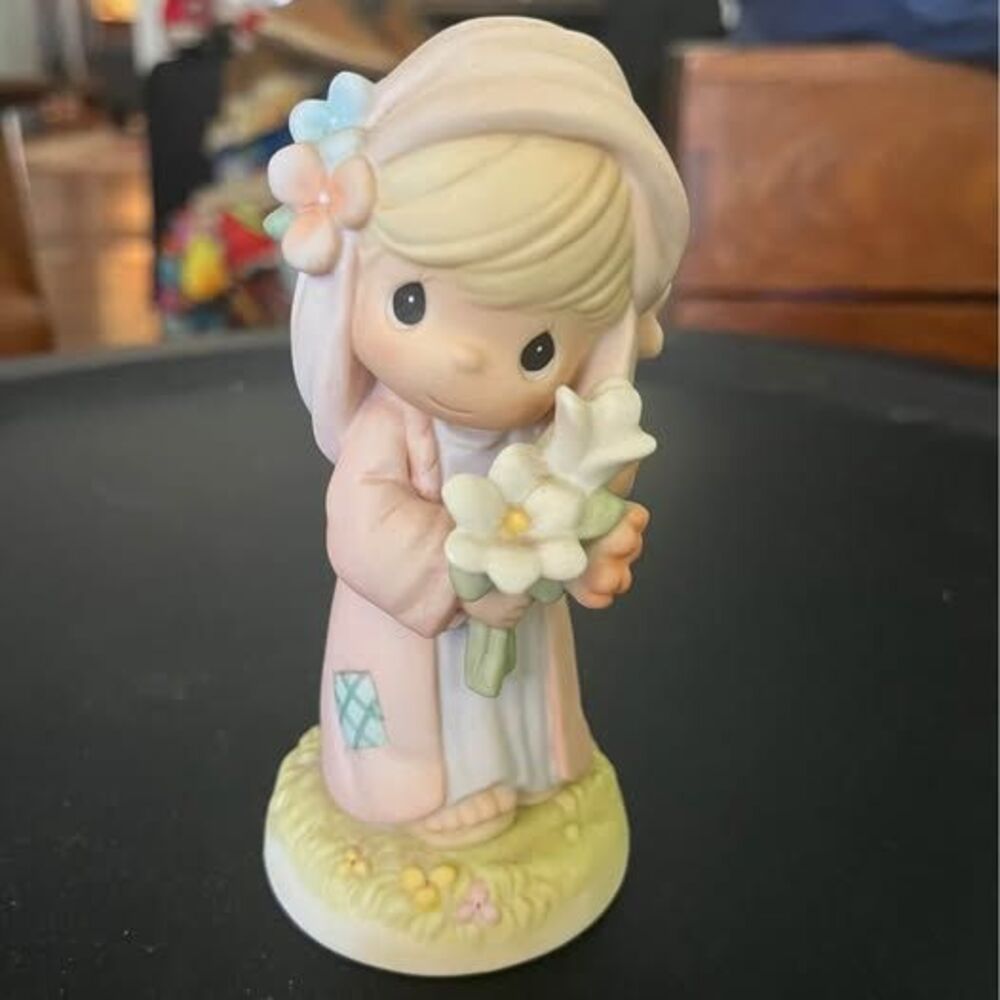 Precious Moments He Is My Shepherd Figurine 1999 Alleluia He Has Risen